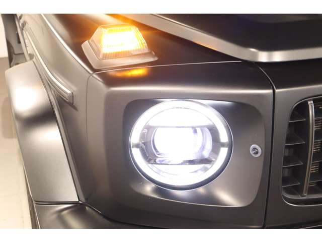 Mercedes-Benz G-Class 12