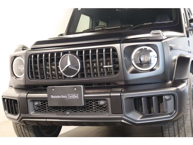 Mercedes-Benz G-Class 8