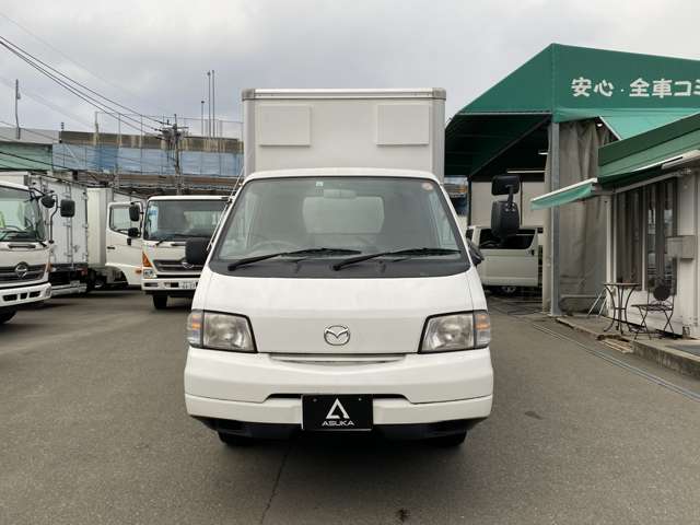 Mazda Bongo Truck 2