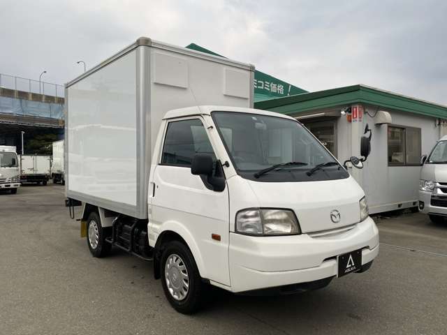 Mazda Bongo Truck 3