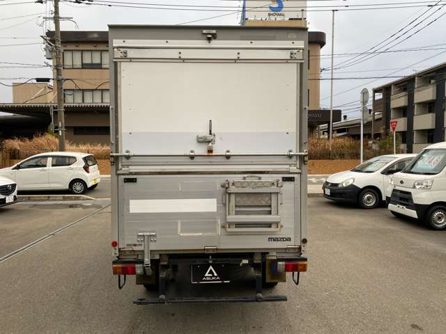 Mazda Bongo Truck 6