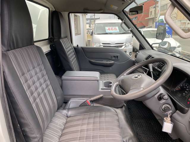 Mazda Bongo Truck 9
