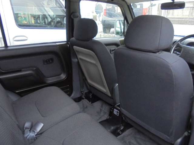 Daihatsu ネイキッド 12