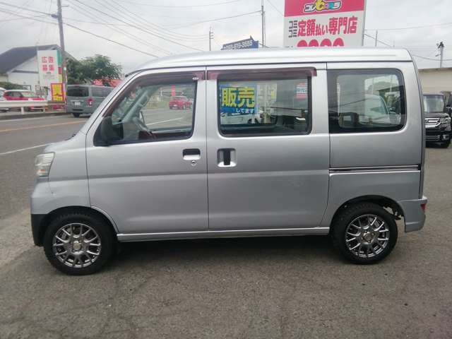 Daihatsu Hijet Cargo 9