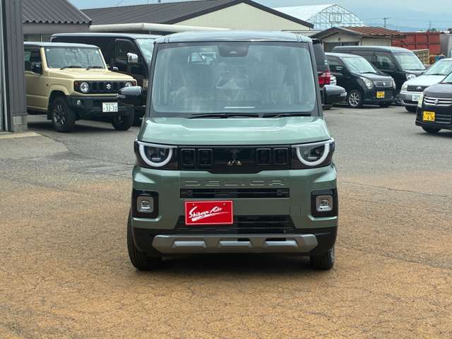 Mitsubishi Delica Mini 3