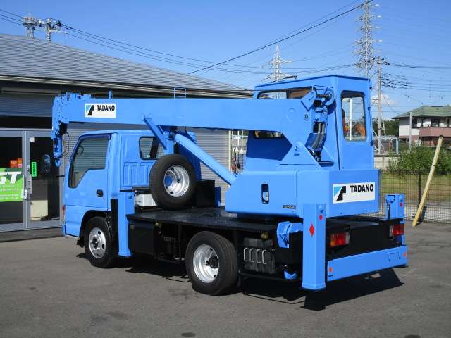 Isuzu Elf 3