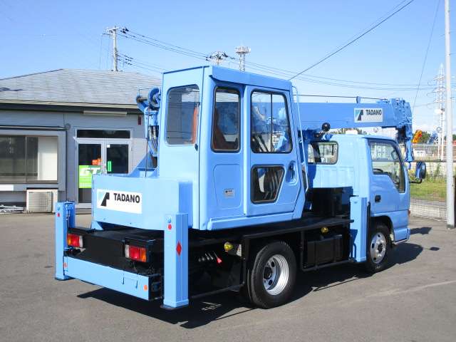 Isuzu Elf 4