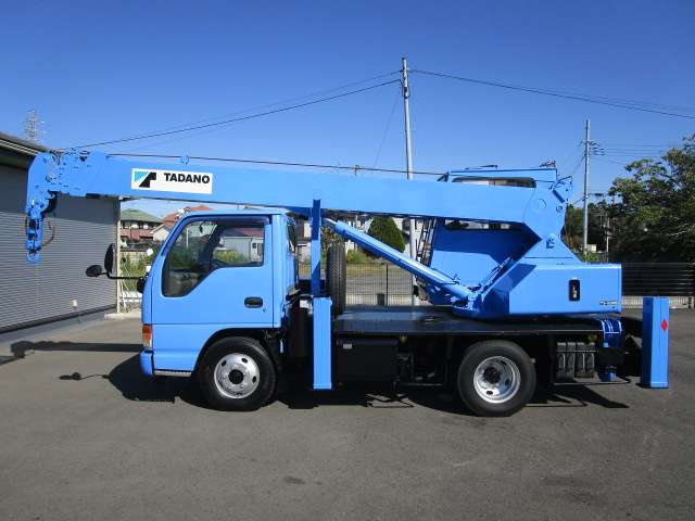 Isuzu Elf 6