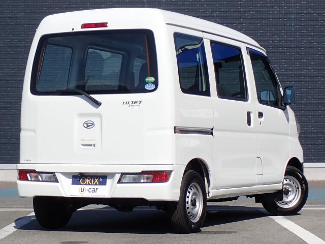 Daihatsu Hijet Cargo 6