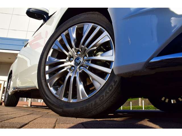 Toyota Harrier 9