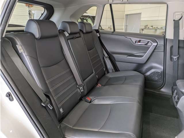 Toyota RAV4 12