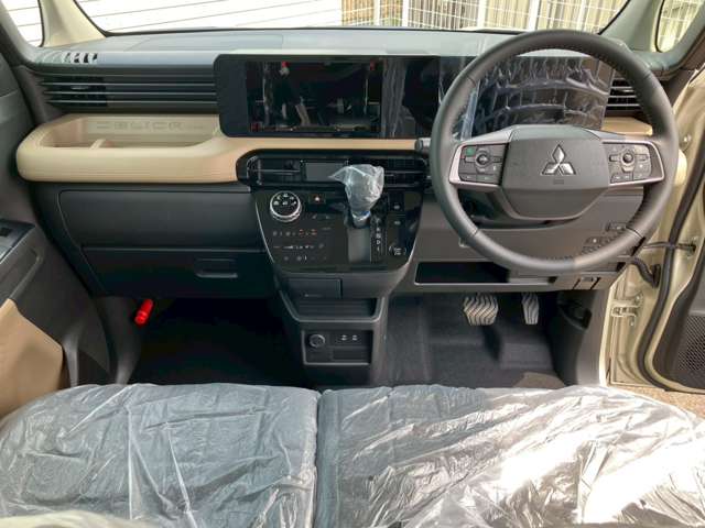 Mitsubishi Delica Mini 3