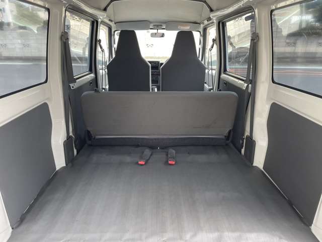 Nissan NV100 Clipper 10