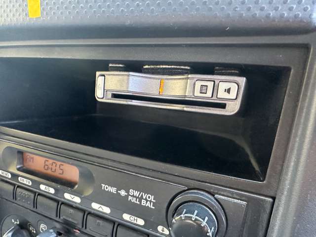 Isuzu Elf 8