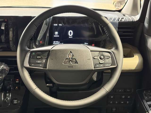Mitsubishi Delica Mini 12