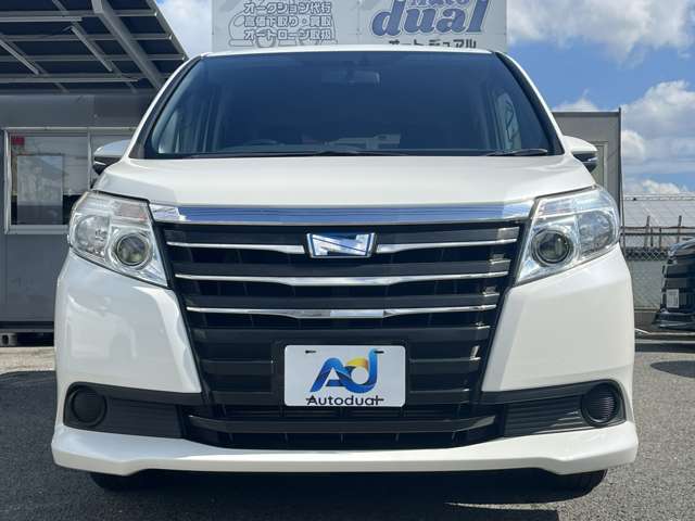 Toyota Noah 2