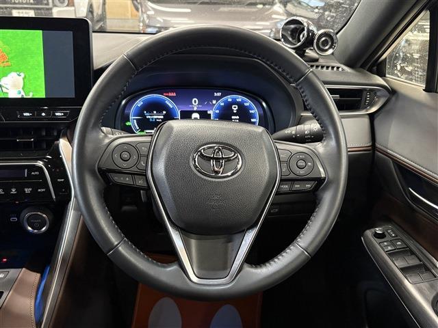 Toyota Harrier 12