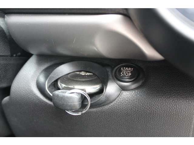 MINI Crossover 7