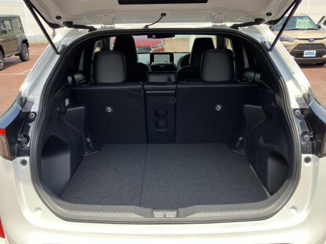 Toyota Yaris Cross 10