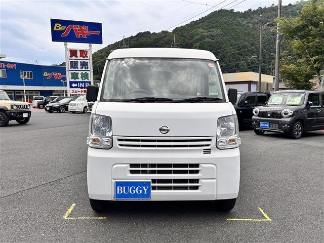 Nissan NV100 Clipper 4
