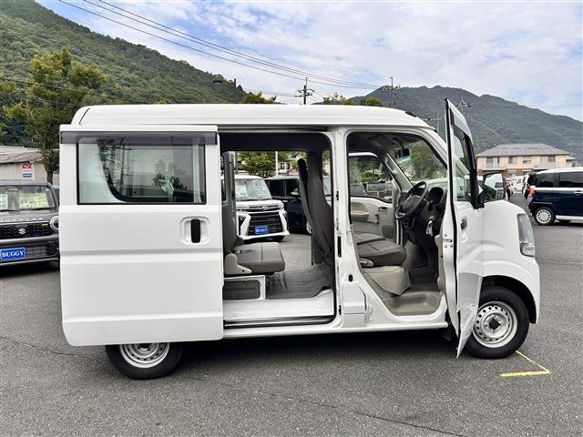 Nissan NV100 Clipper 6