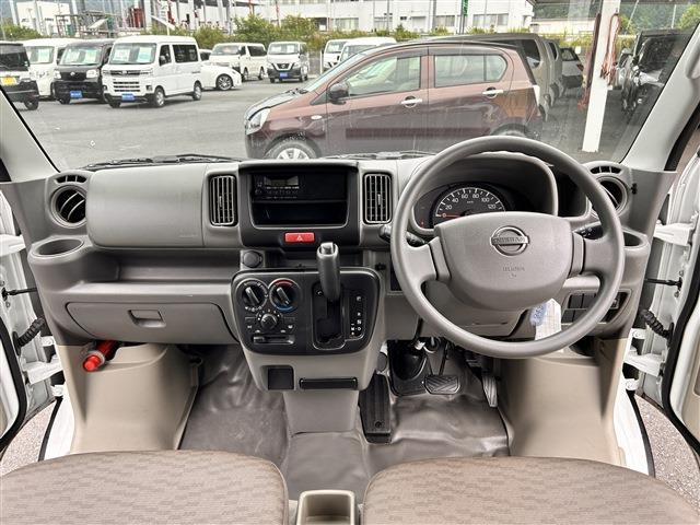 Nissan NV100 Clipper 9