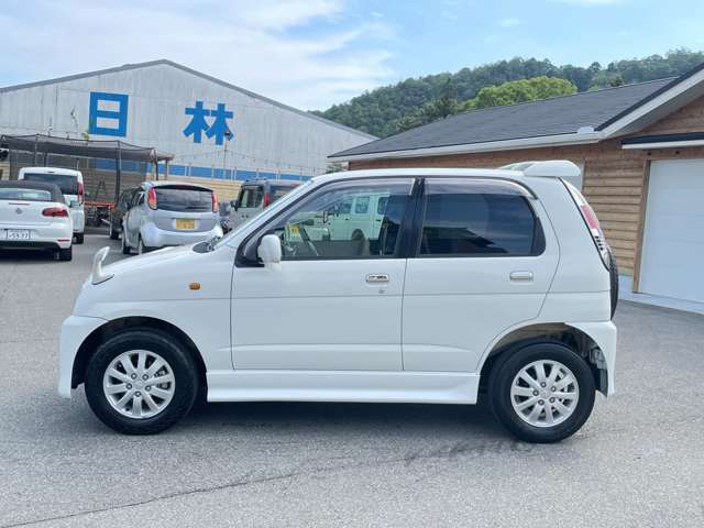 Daihatsu Terios Kid 6