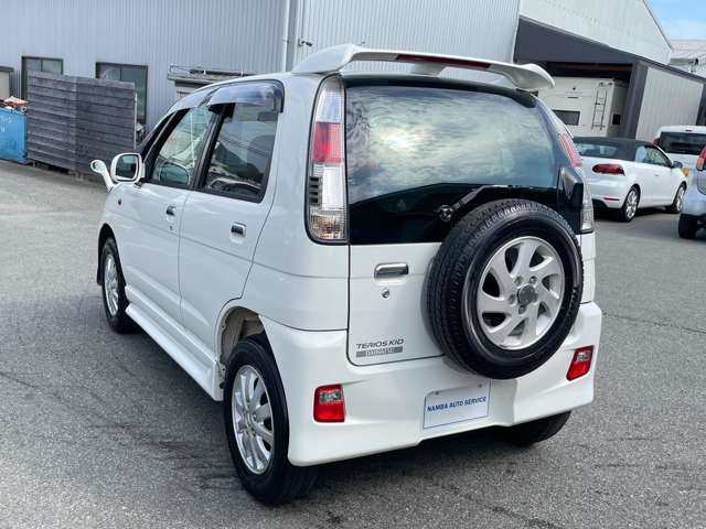 Daihatsu Terios Kid 8