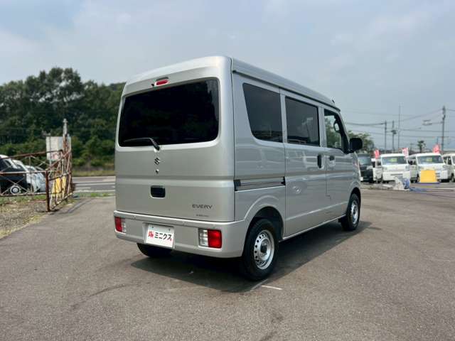 Suzuki Every 5