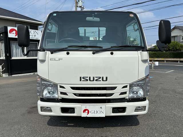 Isuzu Elf 2