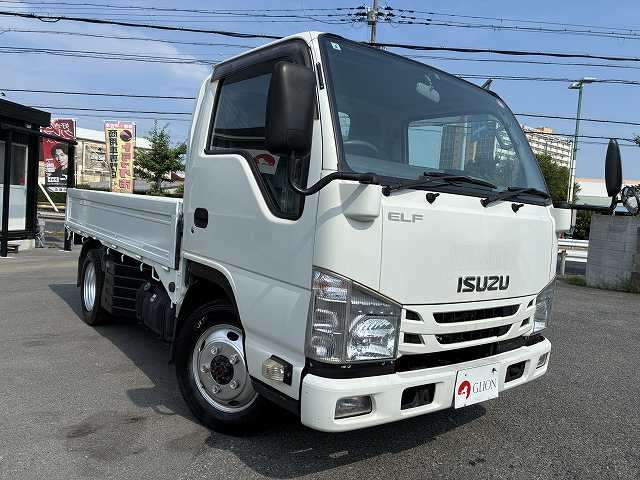 Isuzu Elf 3