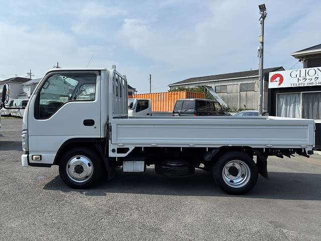 Isuzu Elf 4