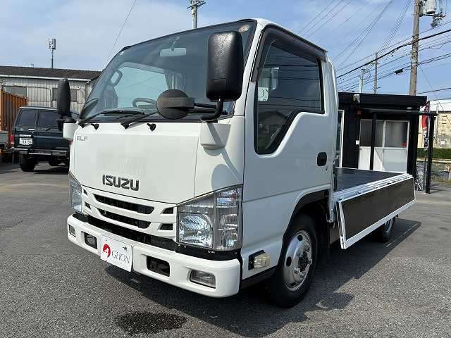 Isuzu Elf 9