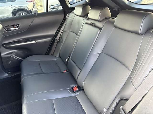 Toyota Harrier 8