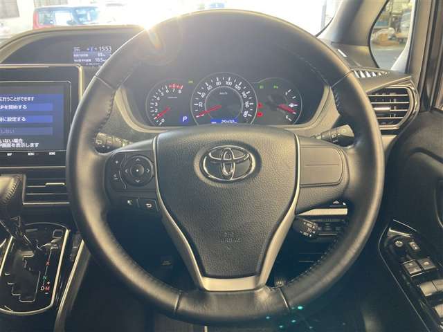 Toyota Voxy 5
