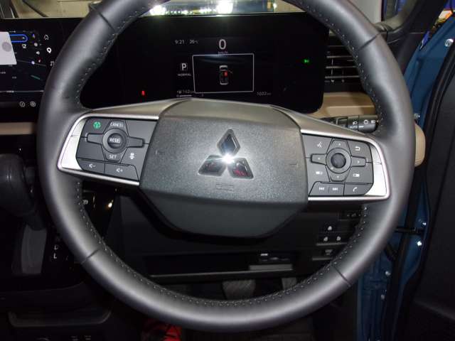 Mitsubishi Delica Mini 10