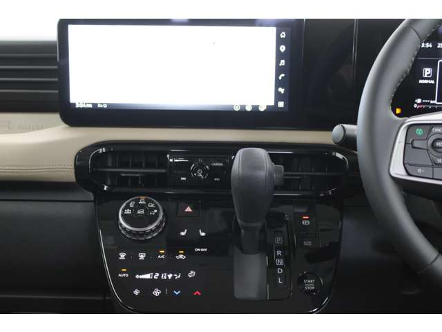 Mitsubishi Delica Mini 12
