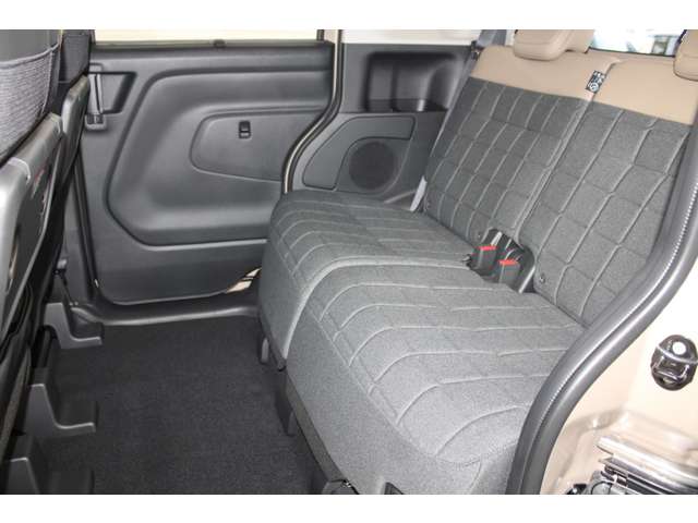 Mitsubishi Delica Mini 10