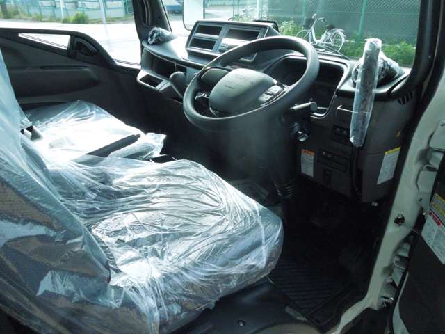 Mitsubishi Fuso Canter 11