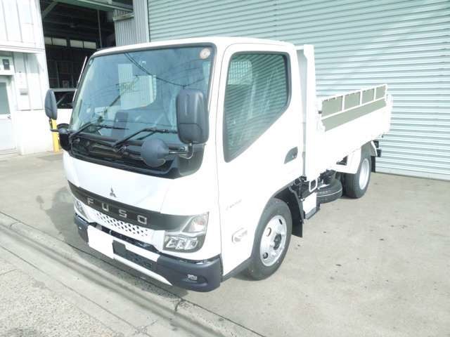 Mitsubishi Fuso Canter 2