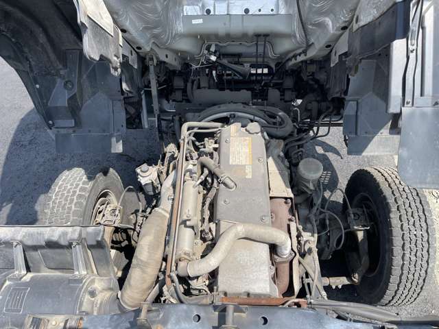 Isuzu Forward 12