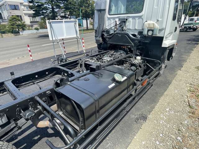 Isuzu Forward 9