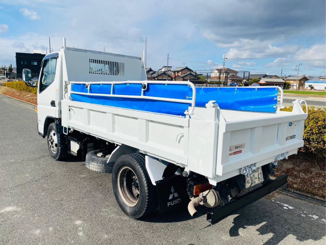 Mitsubishi Fuso Canter 4