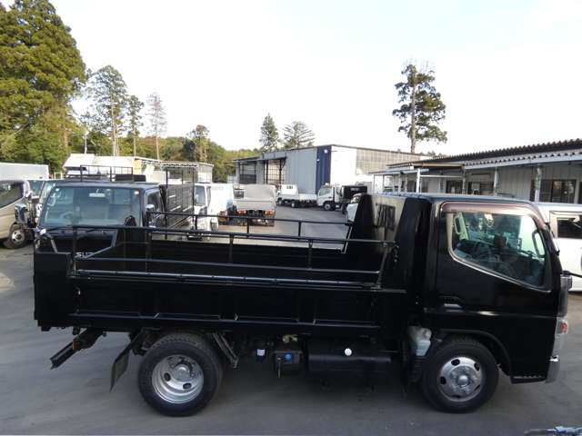 Mitsubishi Fuso Canter 5