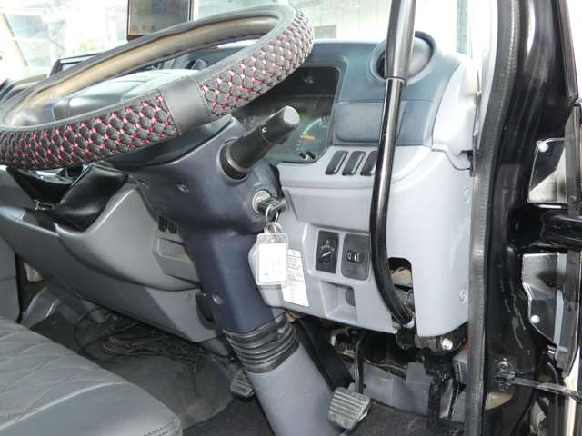 Mitsubishi Fuso Canter 11