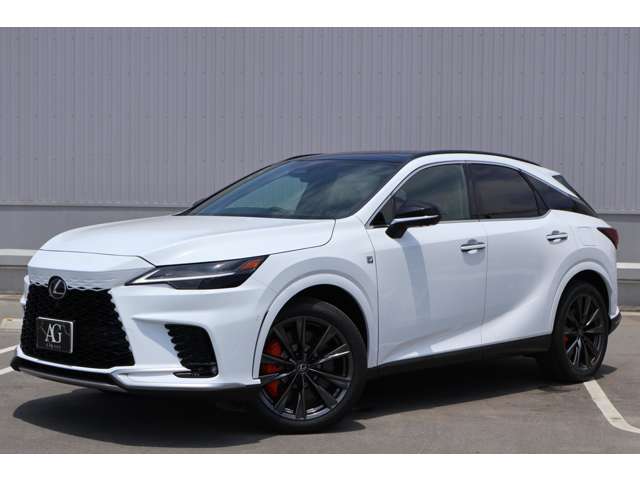 Lexus RX 9