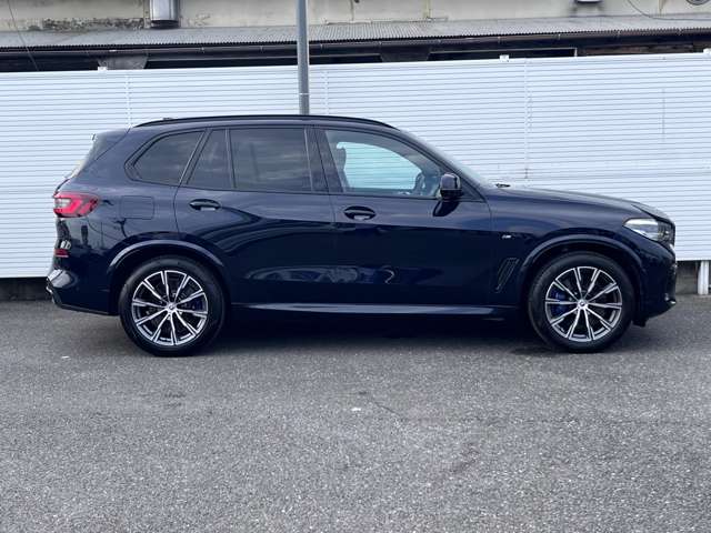 BMW X5 8