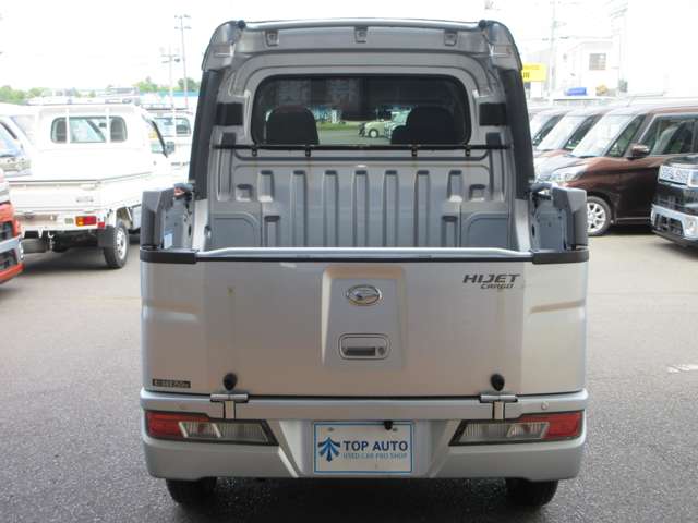 Daihatsu Hijet Deck Van 5