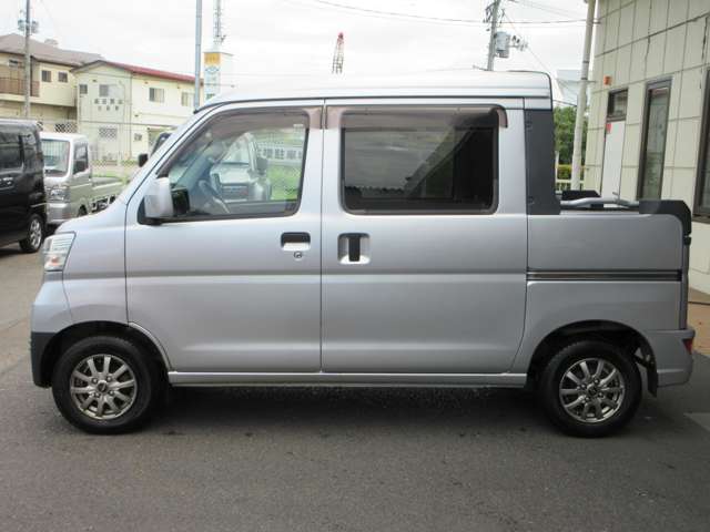 Daihatsu Hijet Deck Van 9