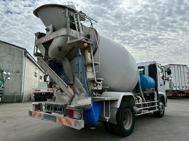 Hino Ranger 10